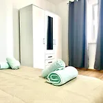 Conte Cikarini Apartamento Primošten