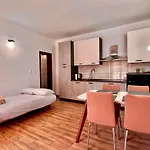 Conte Cikarini Apartamento